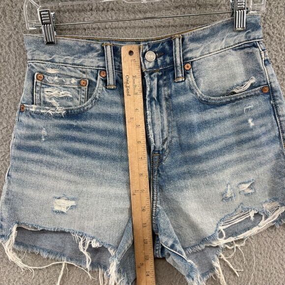 AE77 Distressed High Rise Denim Shorts Women’s Size 26 Frayed Hem Light Wash - Picture 5 of 12